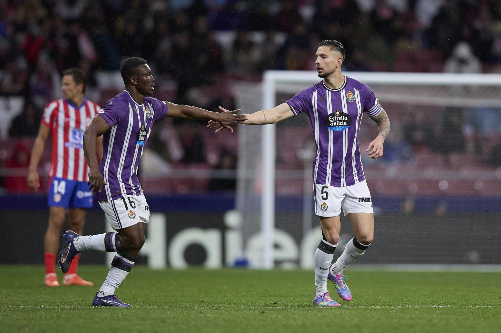 或在中场掌 或在中场掌