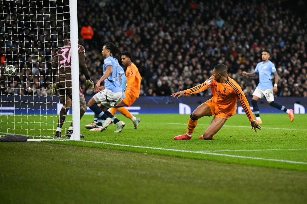 而老鹰则急 而老鹰则急