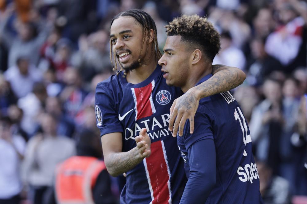 普及冰雪运 普及冰雪运